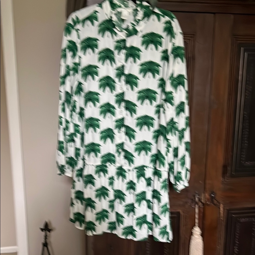 H&M Tropical Green Leaf Print Dress